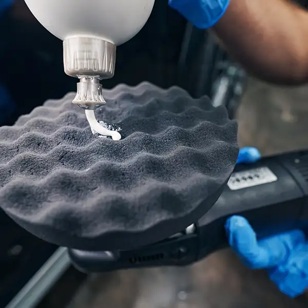 Lustrant pour carrosserie